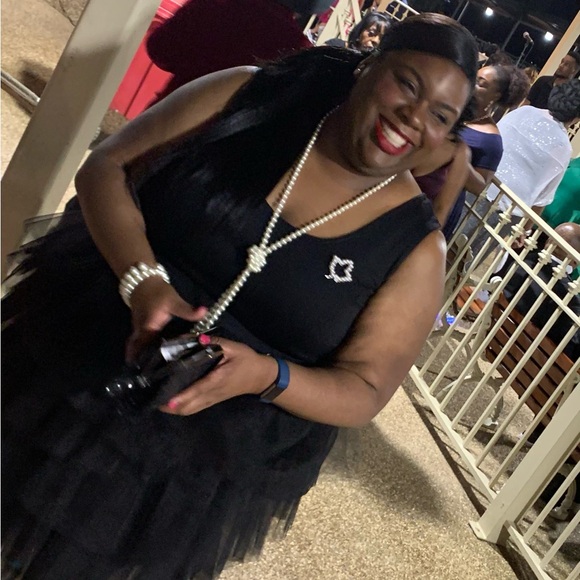 Meet your Posher, Sabrina. - Picture 17 of 17